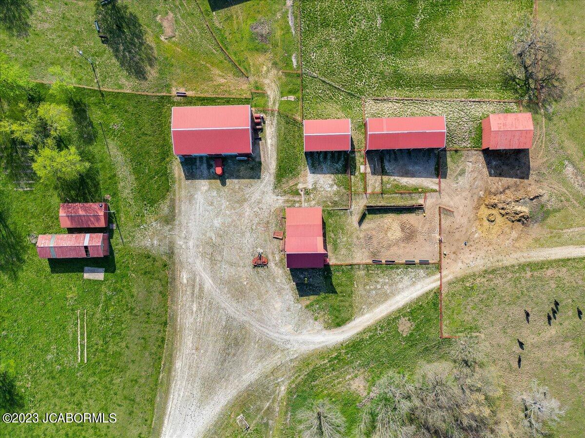 52968 West Railroad Road Centertown, MO 65023 - Photo 4 of 20