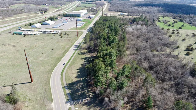 $600,000 | 14 Cannon Falls, Cannon Falls, MN 55009