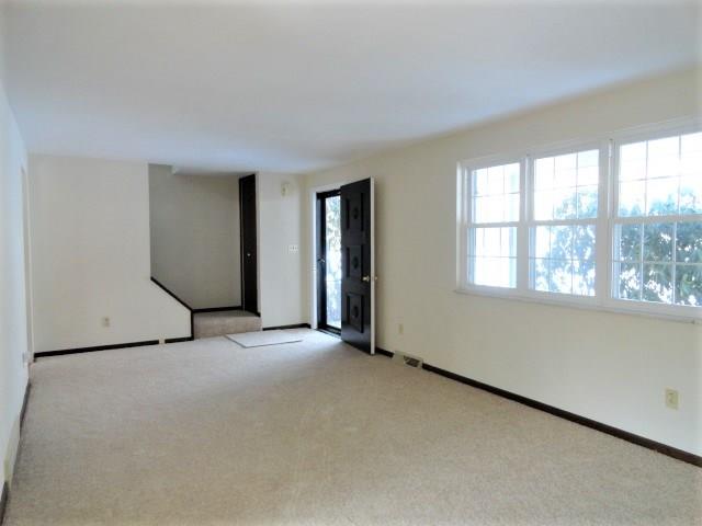 942 Hulton Road Verona, PA 15147 - Photo 12 of 22 Gallery Image 12