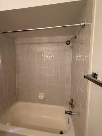 $1,400 | 1970 Cherry Lane, Unit 306, Northbrook, IL 60062