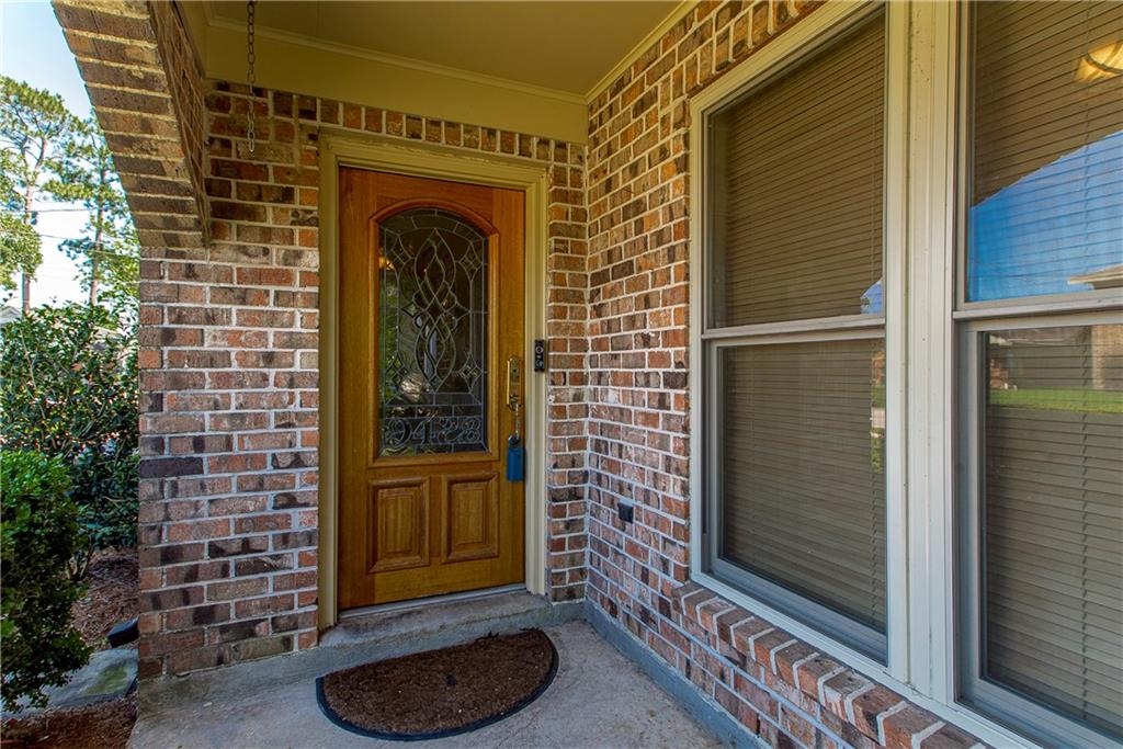 9428 Francine Drive River Ridge, LA 70123 - Photo 3 of 32