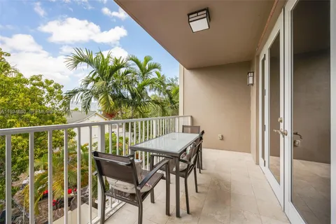 $1,300,000 | 3540 Main Highway, Unit 305, Coconut Grove, FL 33133