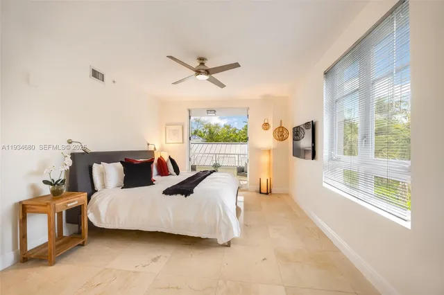 $1,300,000 | 3540 Main Highway, Unit 305, Coconut Grove, FL 33133