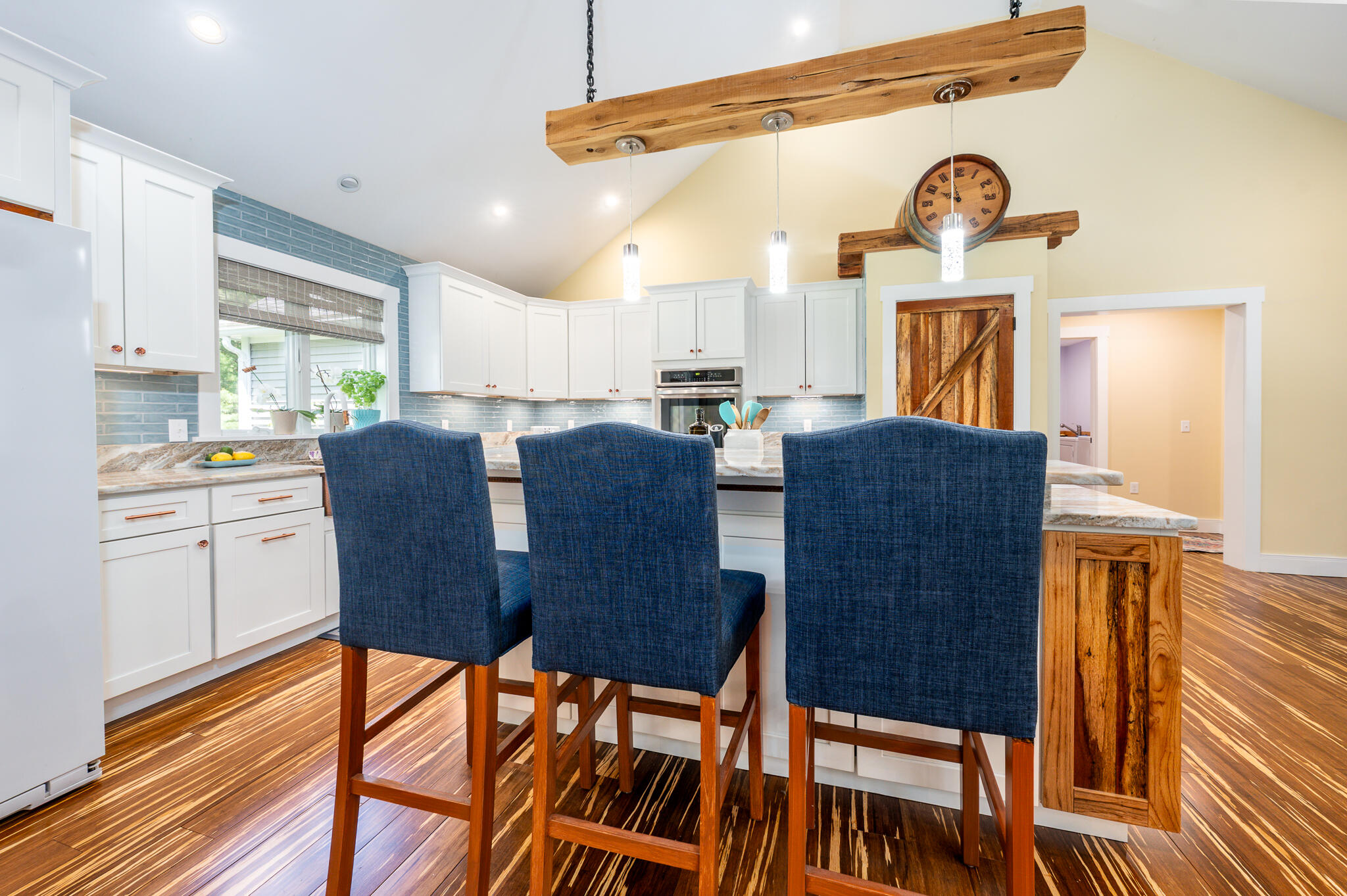 265 Cotuit Road Mashpee, MA 02649 - Photo 7 of 26 kitchen7