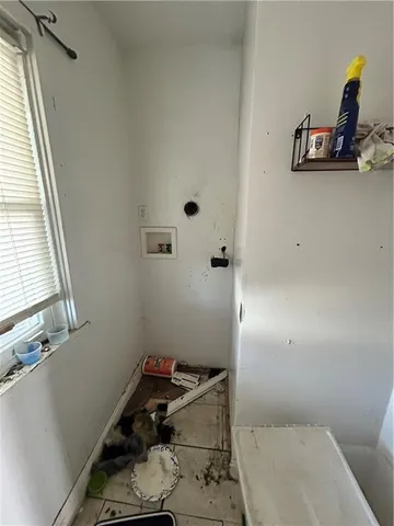 a bathroom with a toilet