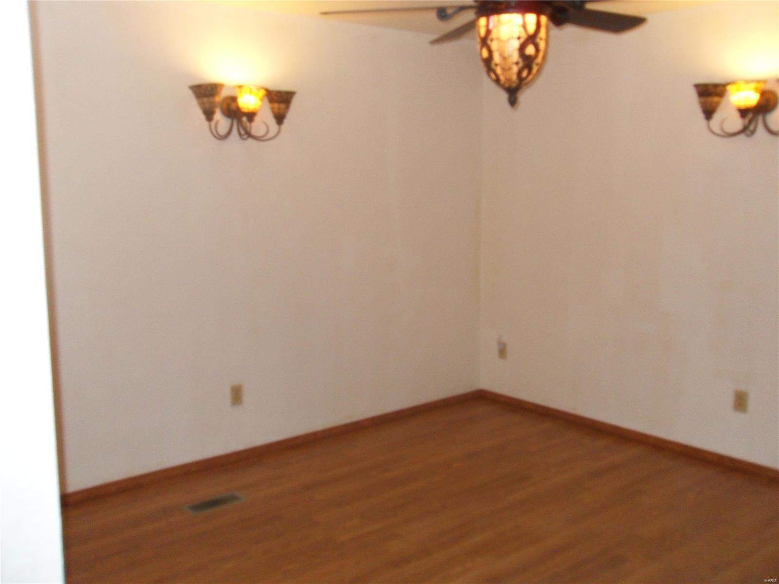 5975 Roots Road Ellis Grove, IL 62241 - Photo 18 of 27