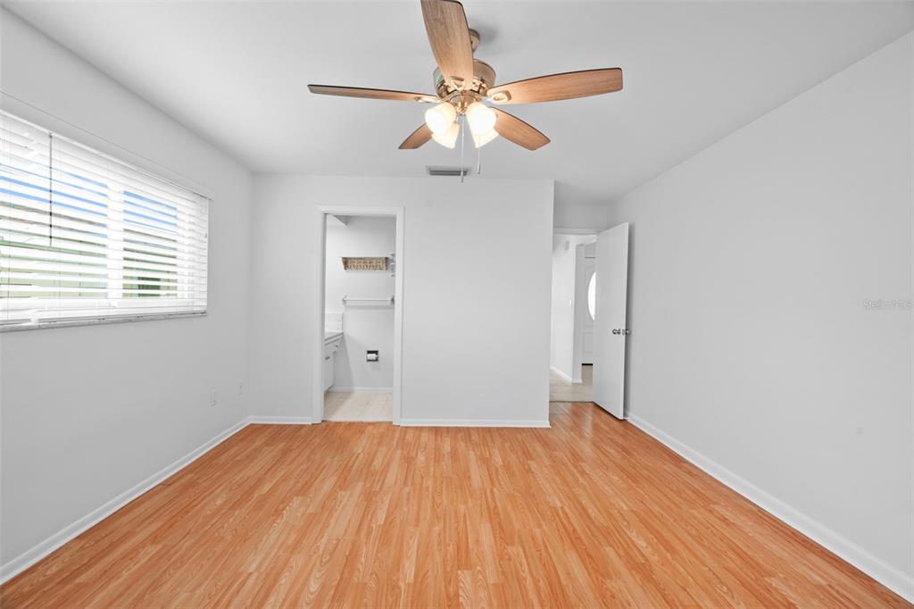 2169 Pine Ridge Drive Clearwater, FL 33763 - Photo 37 of 51