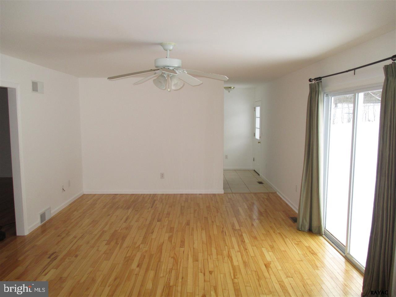 4188 Rinely Road Stewartstown, PA 17363 - Photo 11 of 30 Gallery Image 11