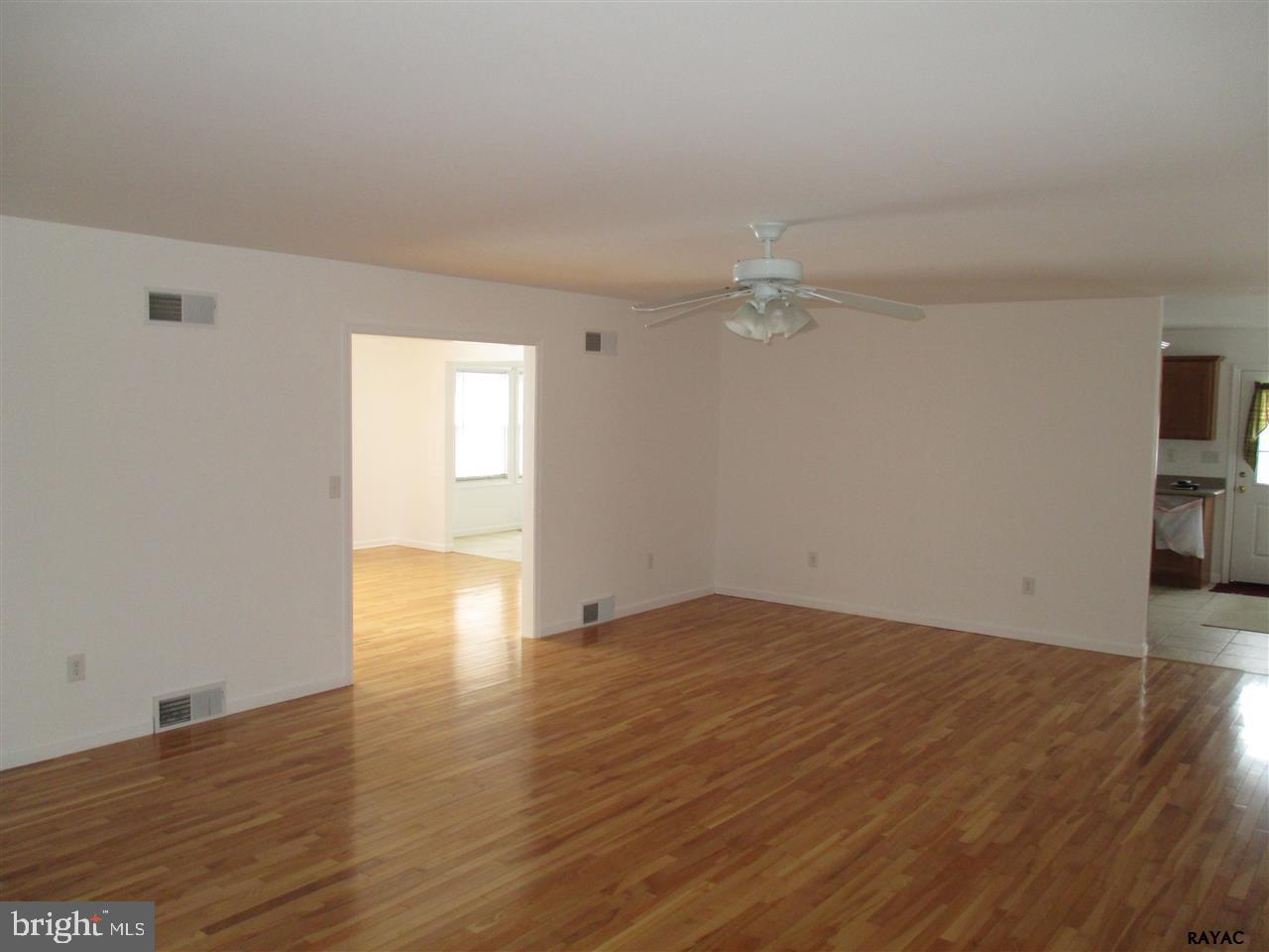 4188 Rinely Road Stewartstown, PA 17363 - Photo 7 of 30 Gallery Image 7