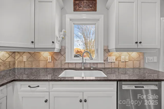 $2,495,000 | 21307 Norman Shores Drive, Cornelius, NC 28031