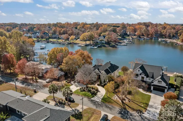 $2,495,000 | 21307 Norman Shores Drive, Cornelius, NC 28031