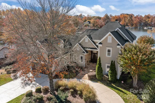 $2,495,000 | 21307 Norman Shores Drive, Cornelius, NC 28031