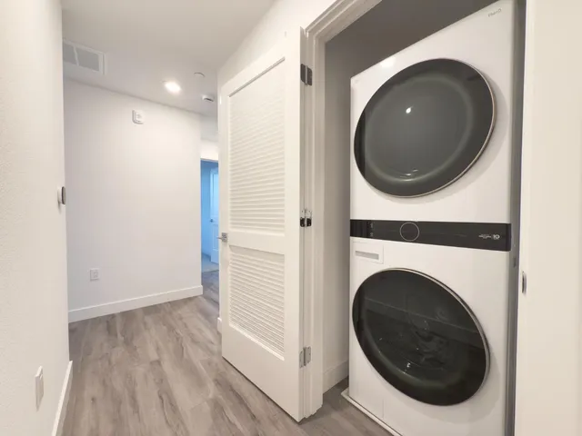 $5,000 | 1303 Besra Terrace, Unit 7, Sunnyvale, CA 94087