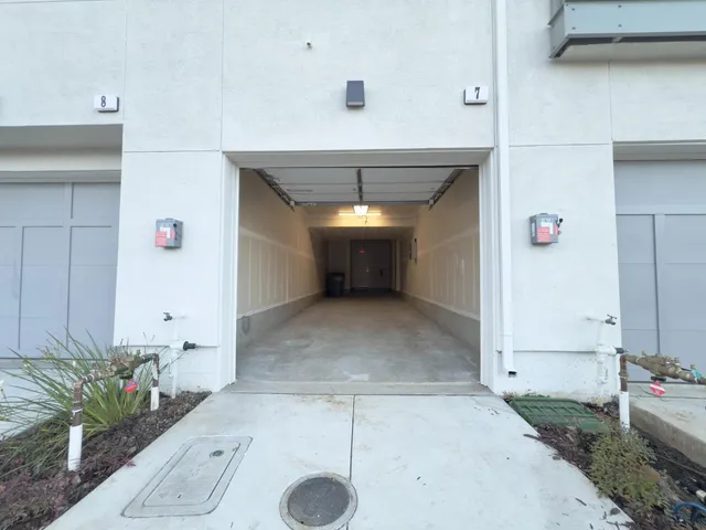 $5,000 | 1303 Besra Terrace, Unit 7, Sunnyvale, CA 94087