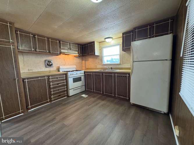 3720 Davidsburg Road Dover, PA 17315 - Photo 6 of 23 Gallery Image 6