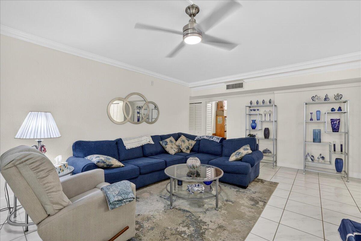6328 Longboat Lane West, Unit 101 Boca Raton, FL 33433 - Photo 5 of 26 05-8I8A3323