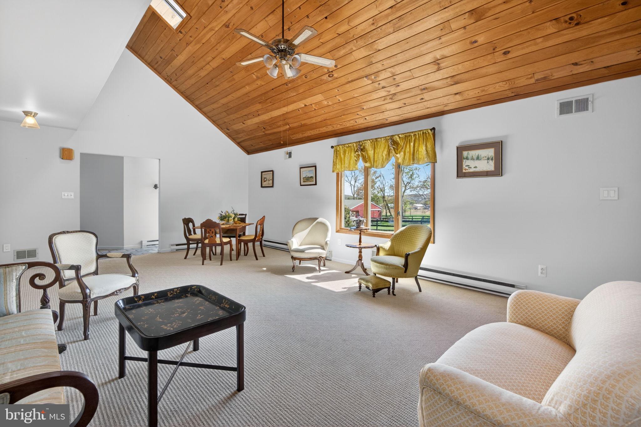 1135 Myrtle Road Walnutport, PA 18088 - Photo 11 of 68