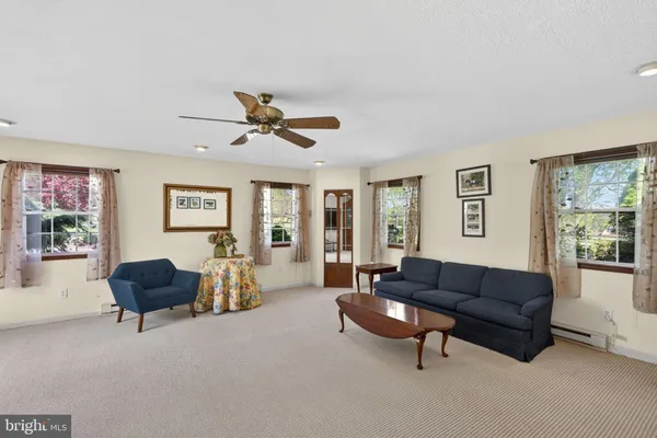$750,000 | 1135 Myrtle Road, Walnutport, PA 18088