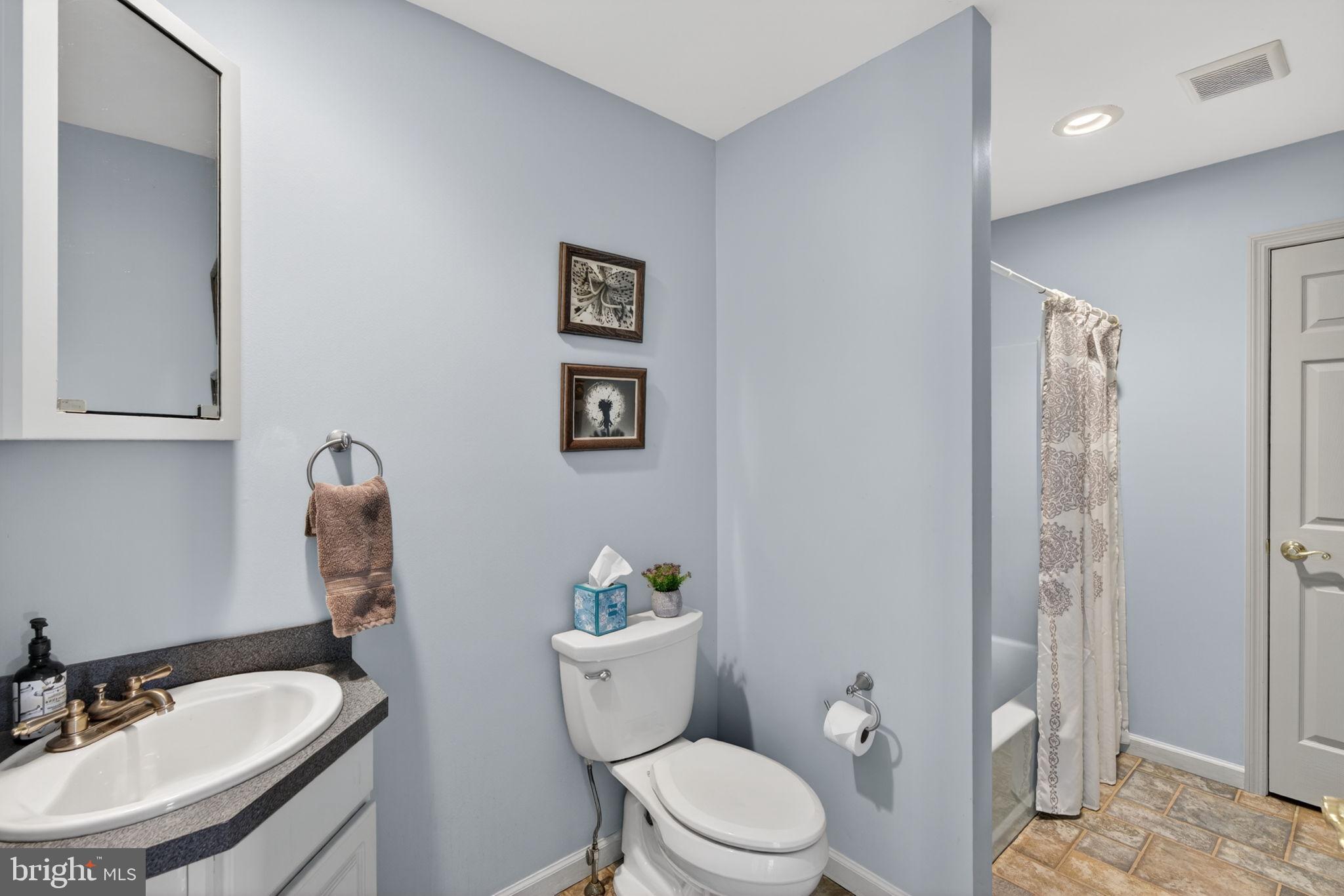1135 Myrtle Road Walnutport, PA 18088 - Photo 27 of 68