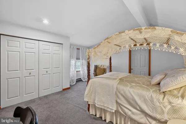$750,000 | 1135 Myrtle Road, Walnutport, PA 18088