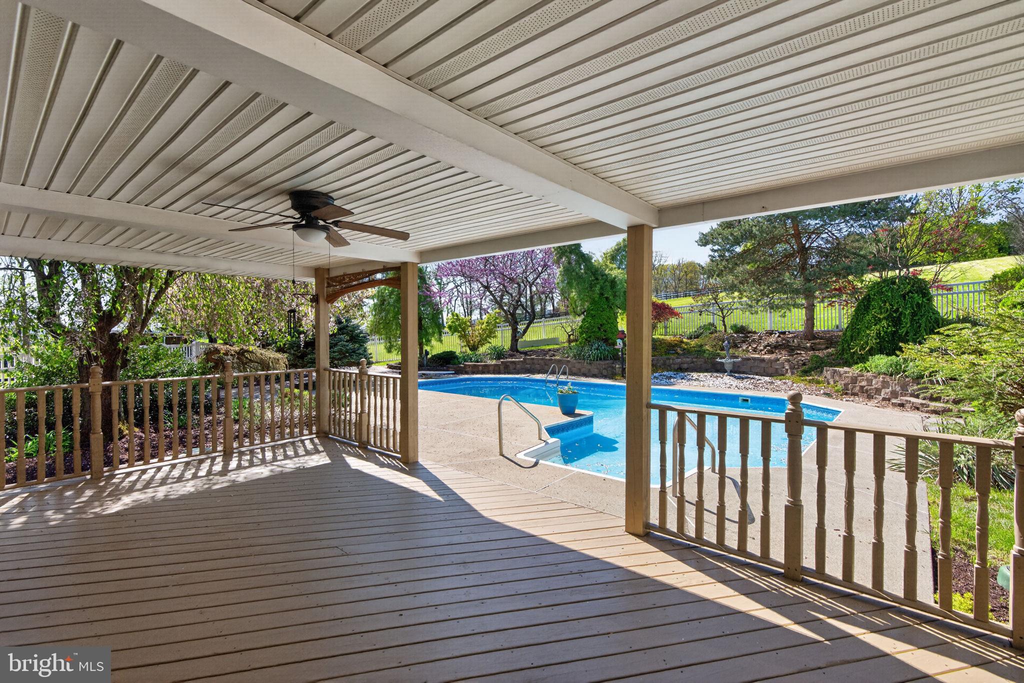 1135 Myrtle Road Walnutport, PA 18088 - Photo 42 of 68