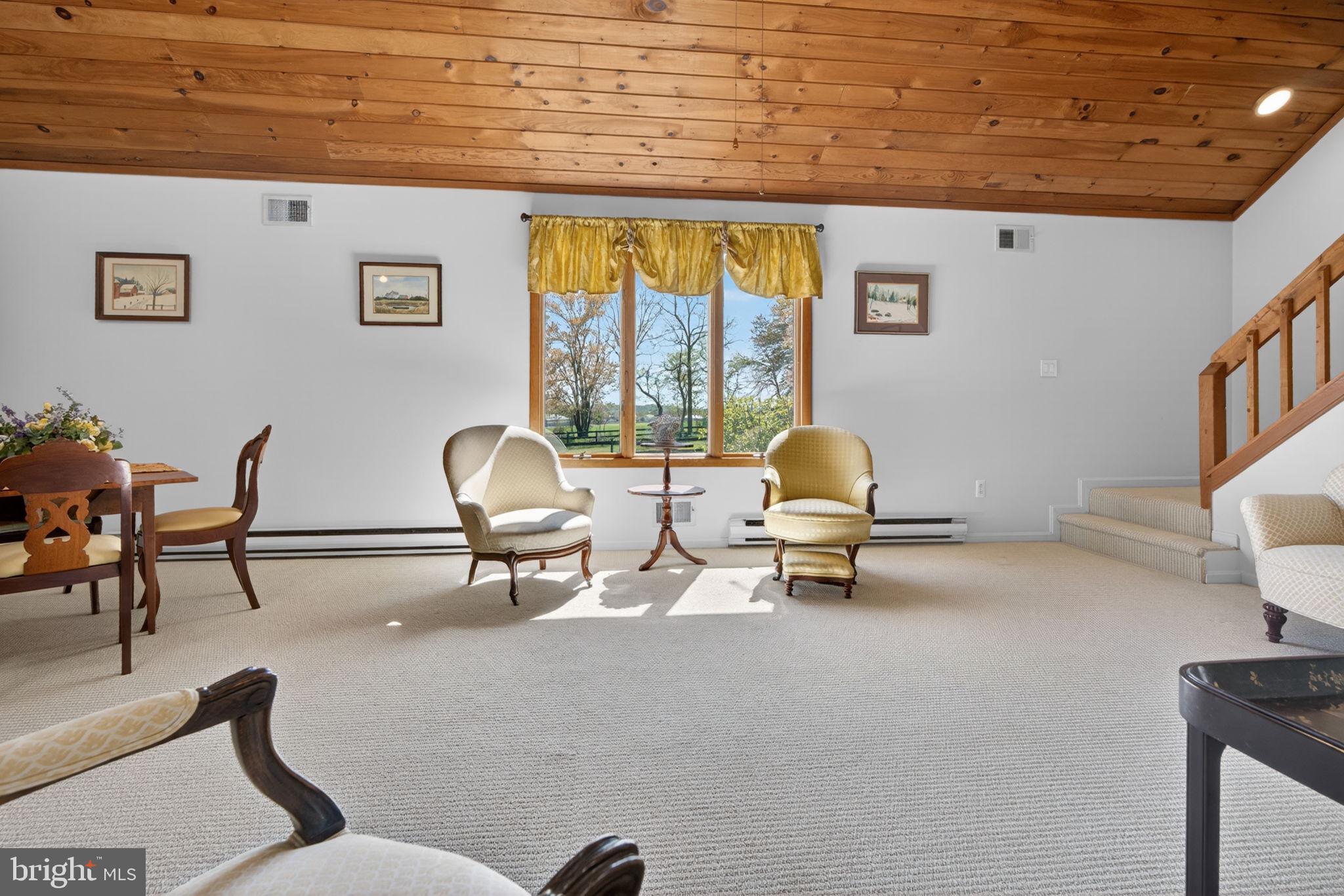 1135 Myrtle Road Walnutport, PA 18088 - Photo 7 of 68
