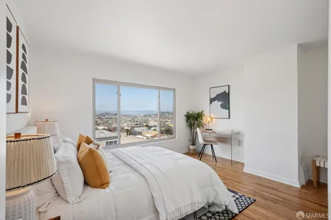 $998,000 | 423 Lakeview Avenue, San Francisco, CA 94112