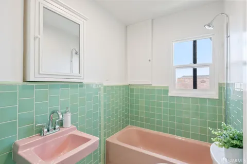 $998,000 | 423 Lakeview Avenue, San Francisco, CA 94112