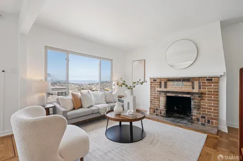 $998,000 | 423 Lakeview Avenue, San Francisco, CA 94112