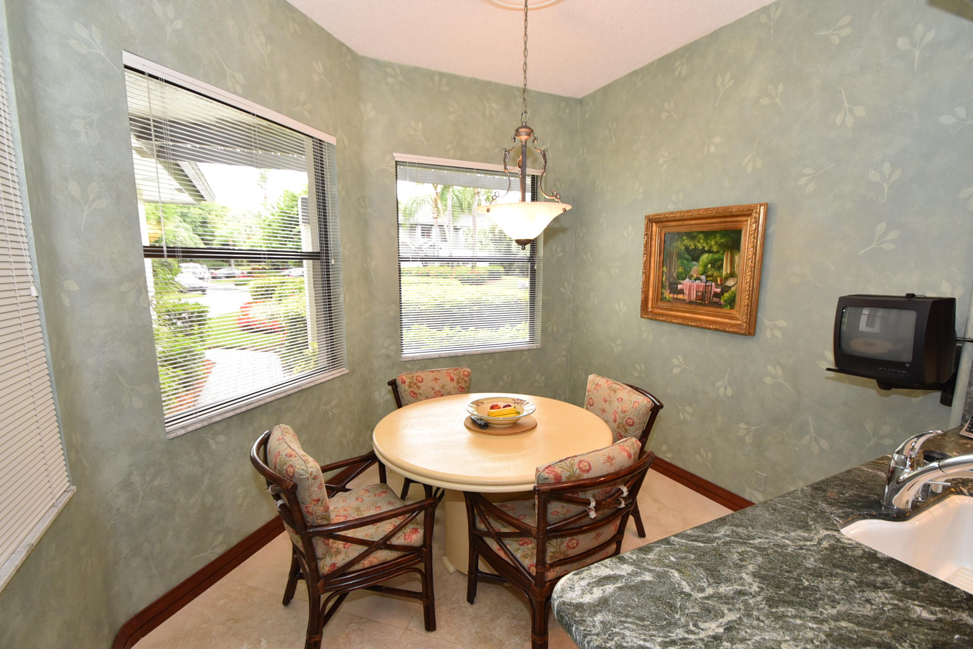 21175 Clubside Drive, Unit D Boca Raton, FL 33434 - Photo 17 of 42 DSC_2540