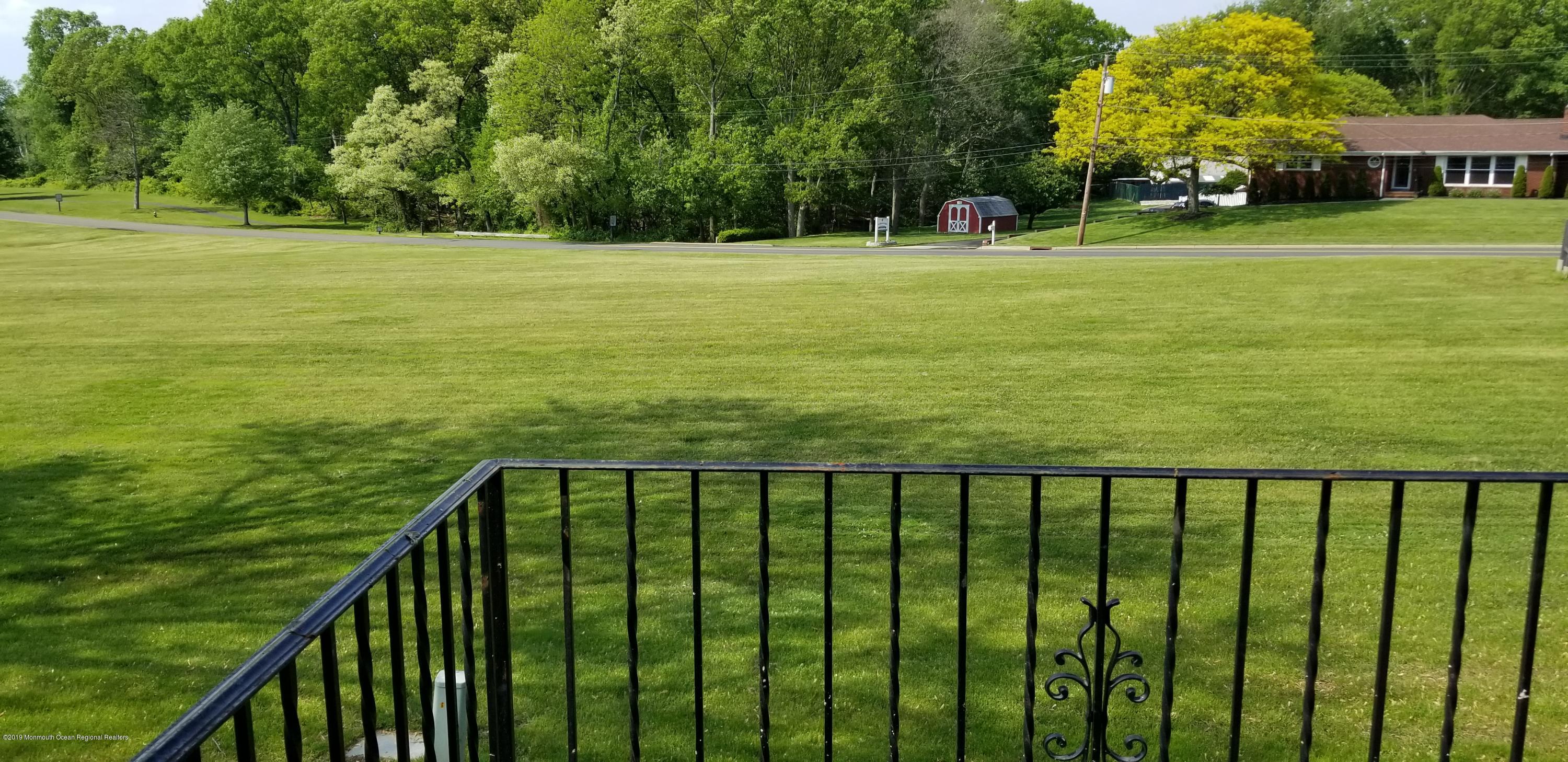 10 Haven Drive, Unit D Matawan, NJ 07747 - Photo 2 of 12 20190517_154047