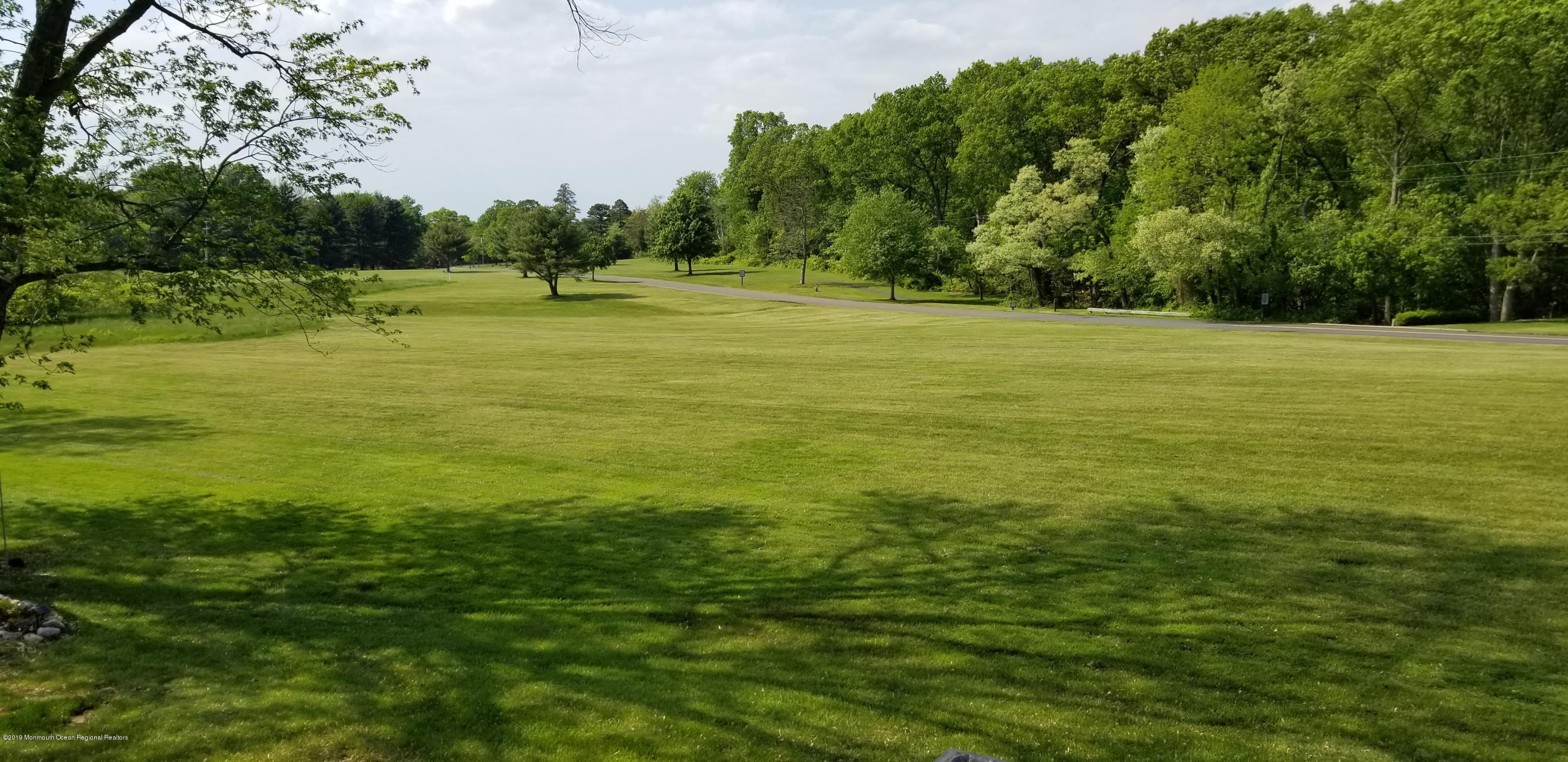 10 Haven Drive, Unit D Matawan, NJ 07747 - Photo 12 of 12 20190517_154053