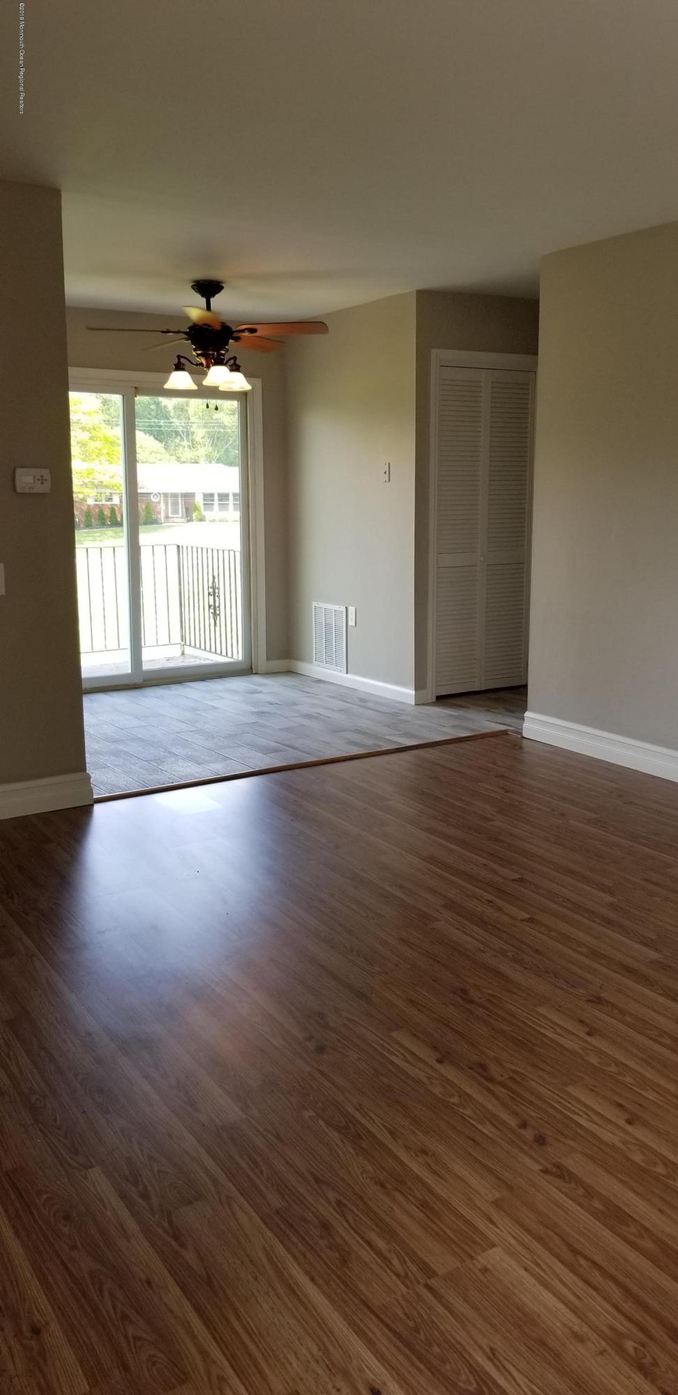 10 Haven Drive, Unit D Matawan, NJ 07747 - Photo 9 of 12 20190517_154525