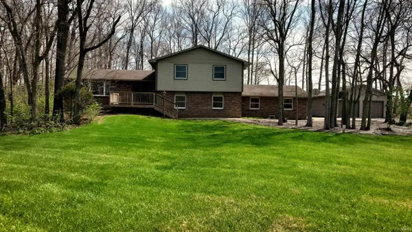 16412 Gordon Lane, Leo, IN 46765