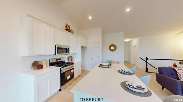 $369,990 | 28 Wildcat Way, Bettendorf, IA 52722