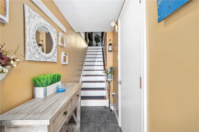 a view of an entryway