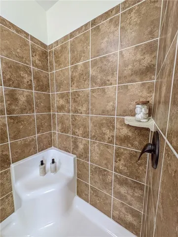 $425,000 | 35 School House Lane, Oneonta, NY 13820