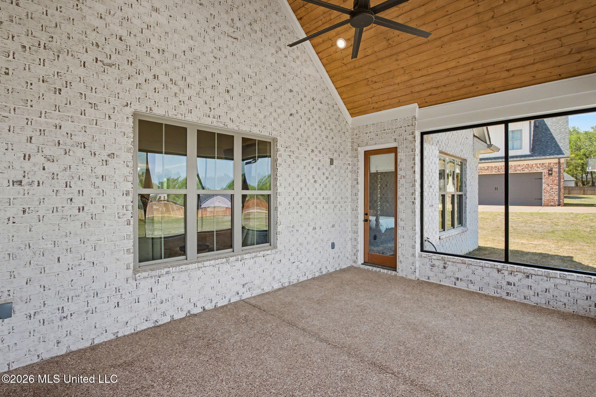 5090 Camp Crossing Hernando, MS 38632 - Photo 38 of 46 Covered Porch 2