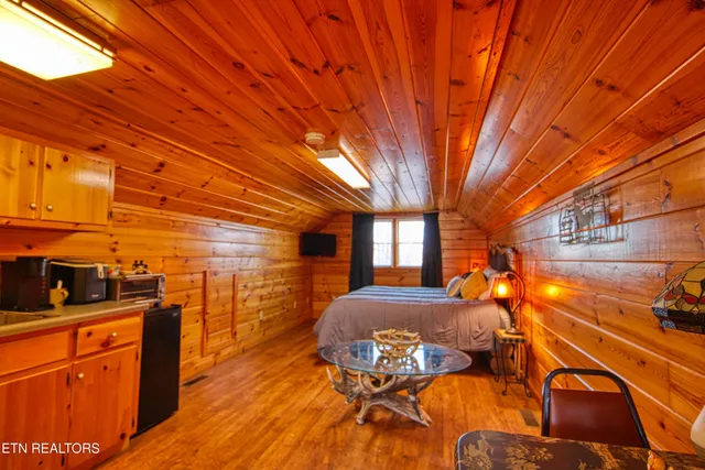 $525,000 | 224 Eagle Bluff, Jamestown, TN 38556