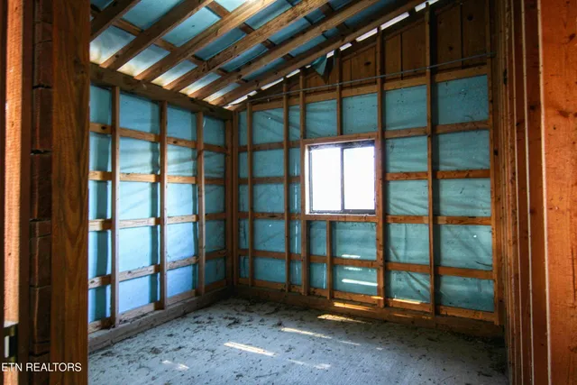 $525,000 | 224 Eagle Bluff, Jamestown, TN 38556