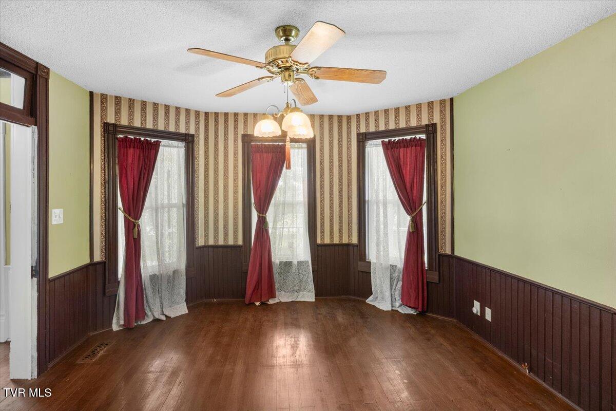 283 Telford Road Telford, TN 37690 - Photo 20 of 52 25-128A9920