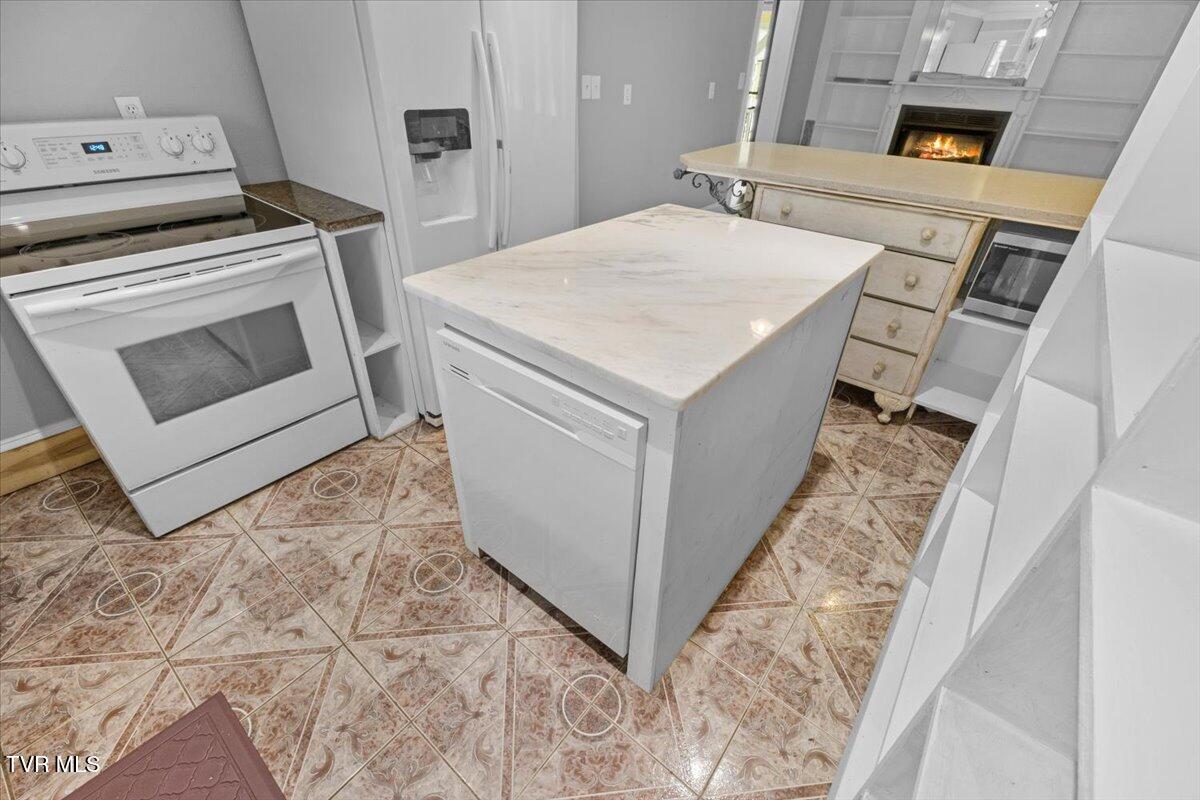 283 Telford Road Telford, TN 37690 - Photo 34 of 52 34-128A9958