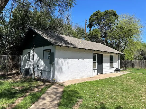 $1,300 | 4101 North 19th Street, Waco, TX 76708