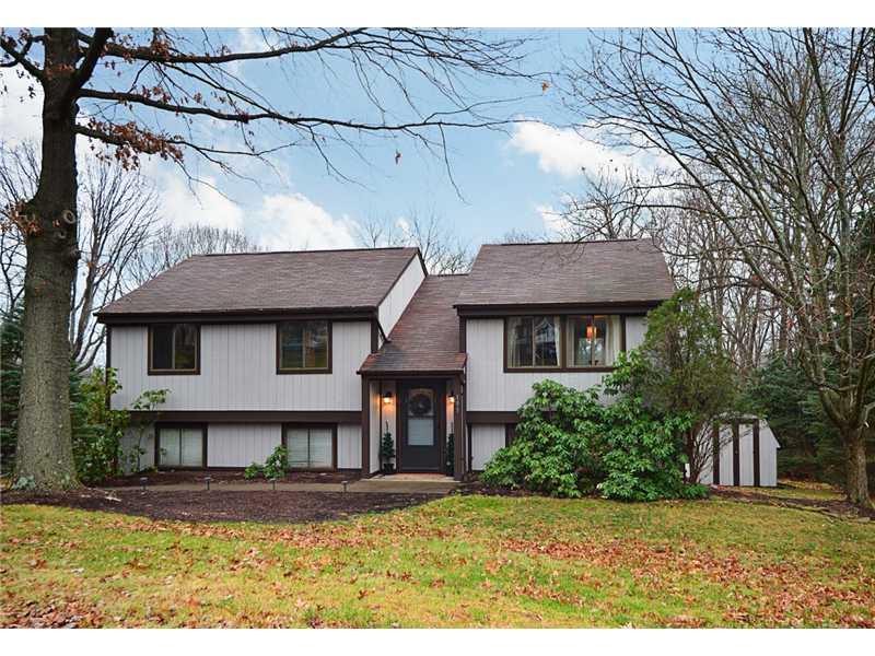 135 Raccoon Way Gibsonia, PA 15044 - Photo 1 of 15 Exterior Front. Spacious 3 bedroom, 2.5 bath, 2 car garage home nestled onto a cul de sac. Sprawling rear yard backs to woods. Freshly painted exterior and newer roof! Updated front door and storm door with rubbed bronze handle.