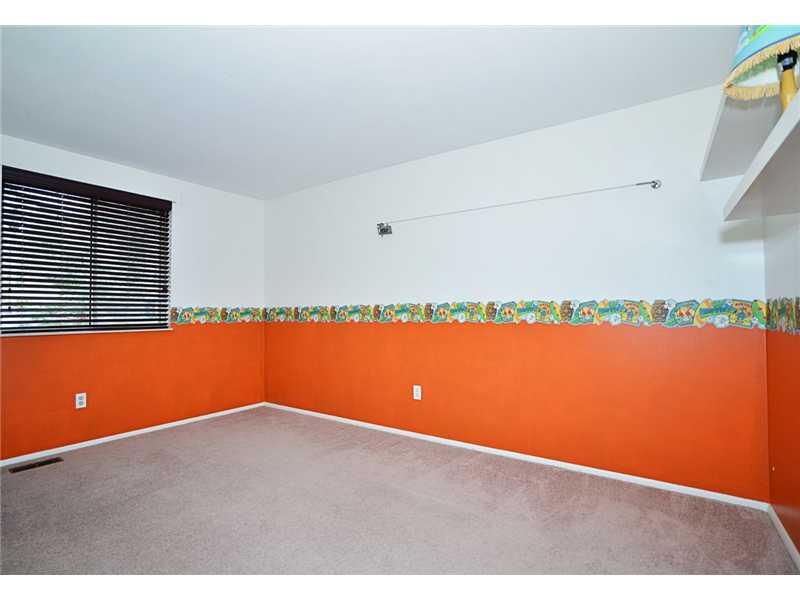 135 Raccoon Way Gibsonia, PA 15044 - Photo 10 of 15 Bedroom.