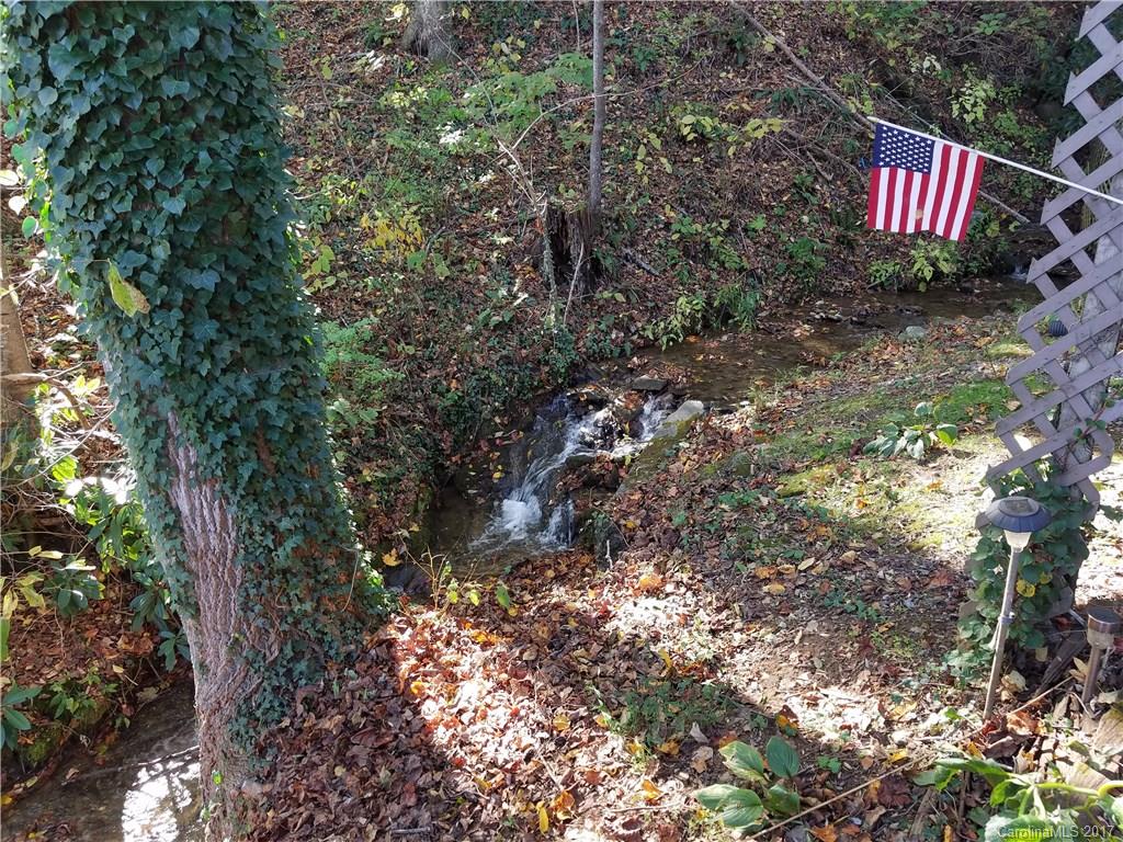 741 Walker Road Waynesville, NC 28786 - Photo 11 of 24