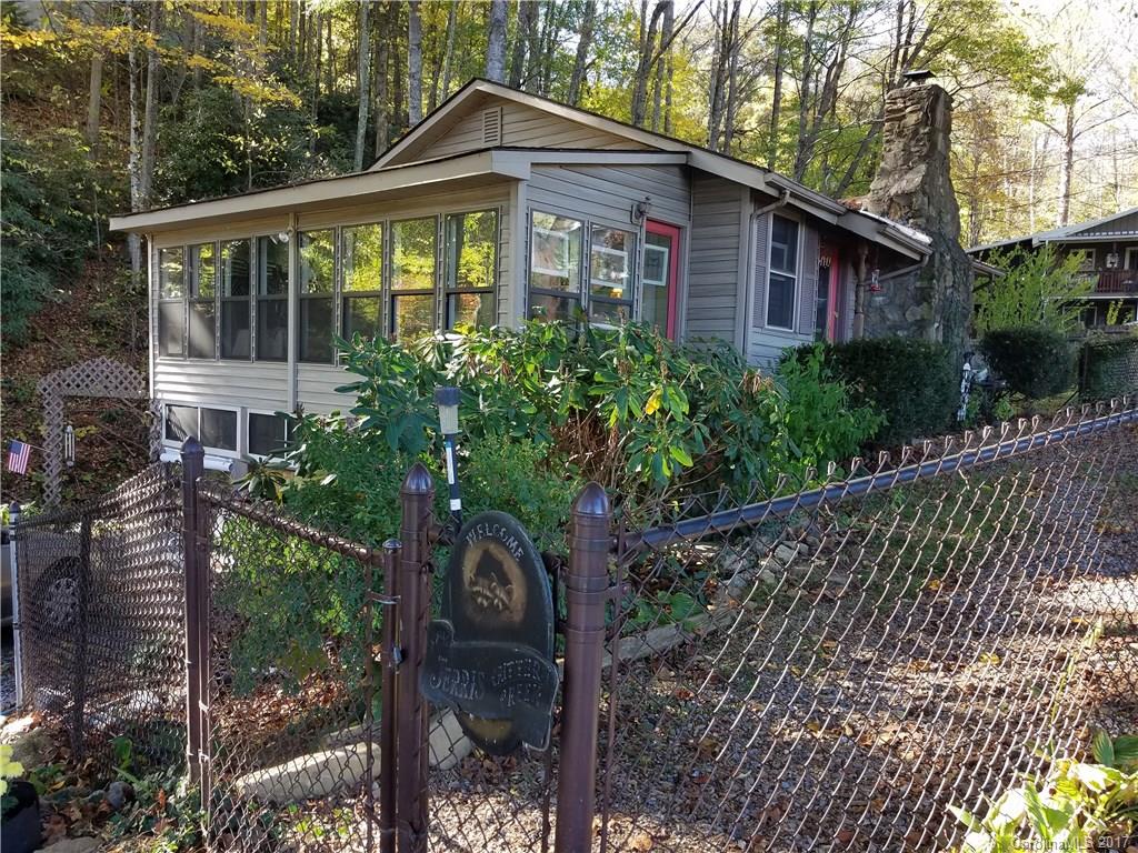 741 Walker Road Waynesville, NC 28786 - Photo 4 of 24