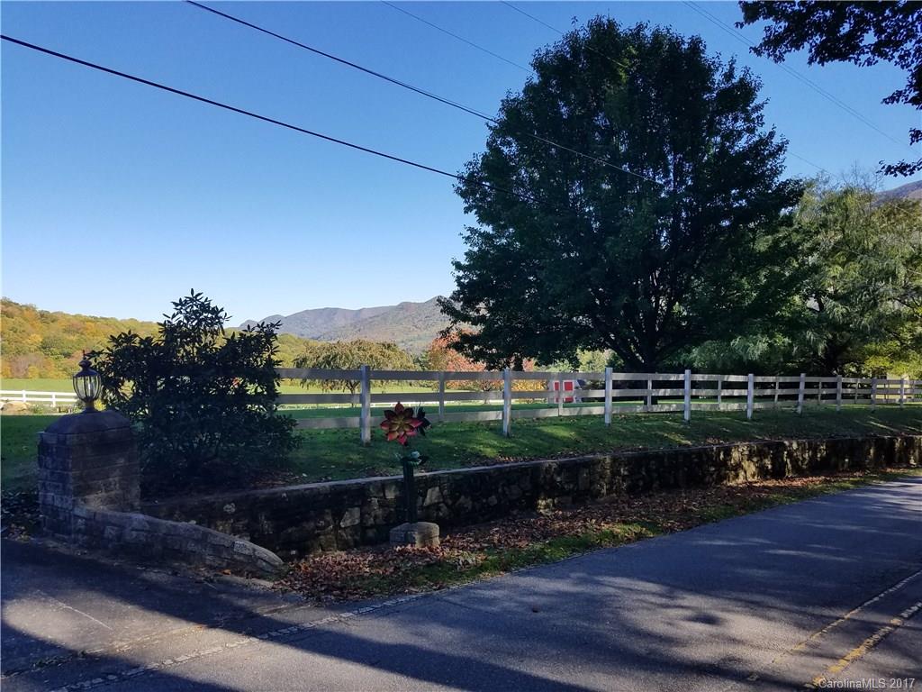 741 Walker Road Waynesville, NC 28786 - Photo 7 of 24
