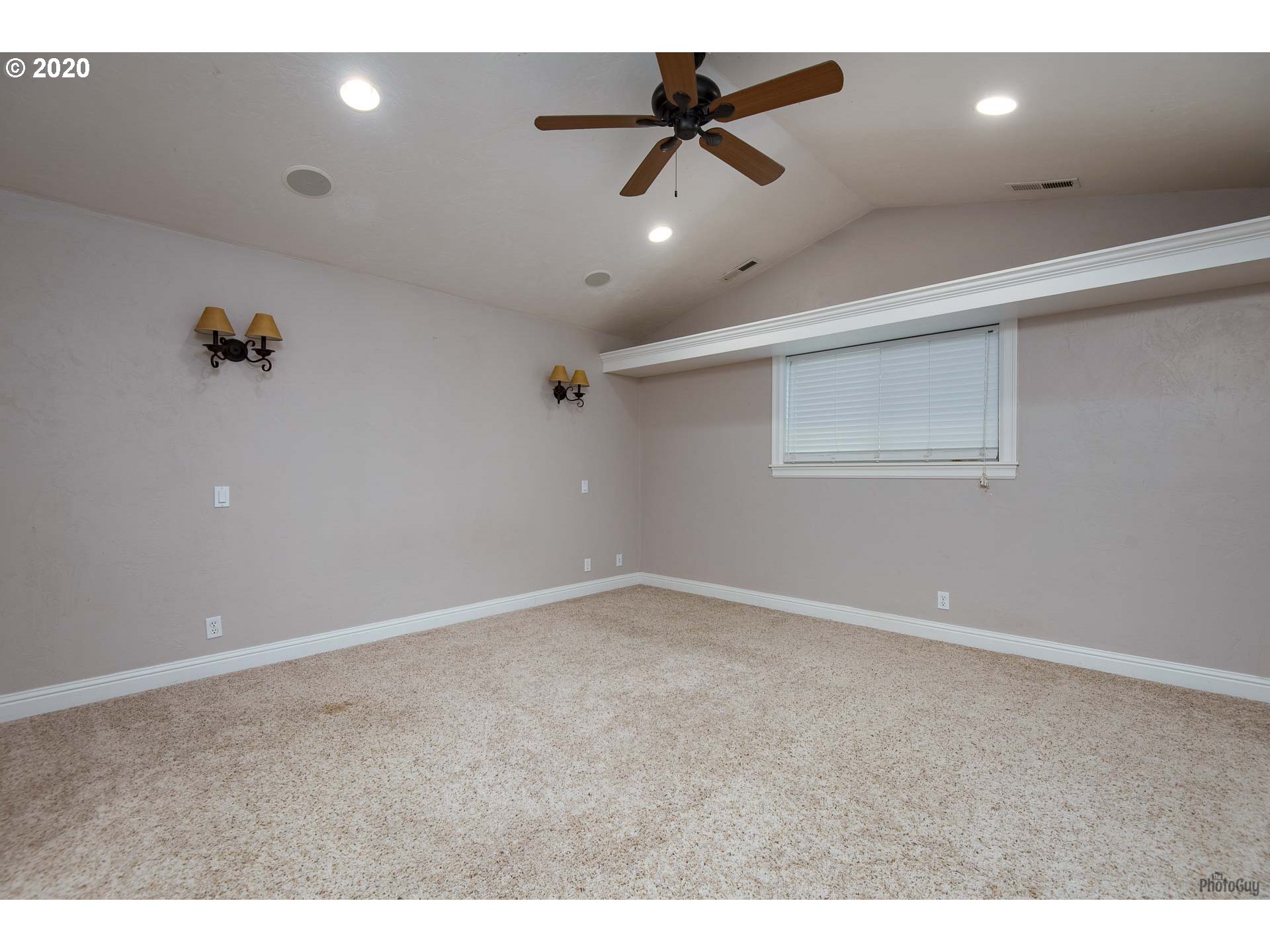 24975 Butler Road Junction City, OR 97448 - Photo 14 of 30 Gallery Image 14