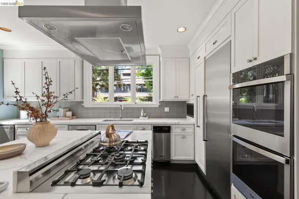 $2,995,000 | 2520 Russell Street, Berkeley, CA 94705